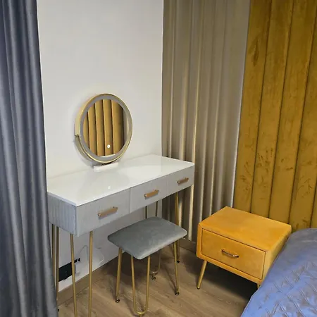 Apartment Maestro Two *